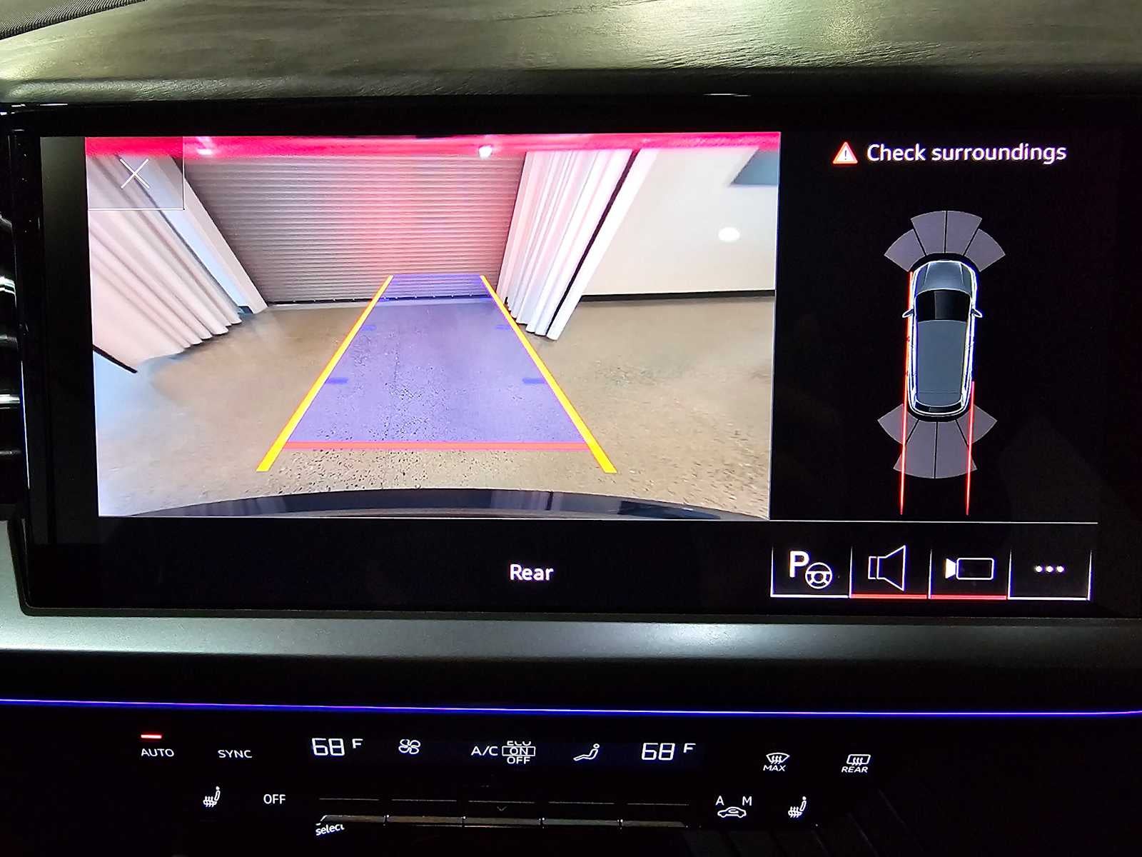 2024 Audi Q4 e-tron Prestige 50 quattro