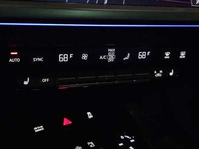 2024 Audi Q4 e-tron Prestige 50 quattro