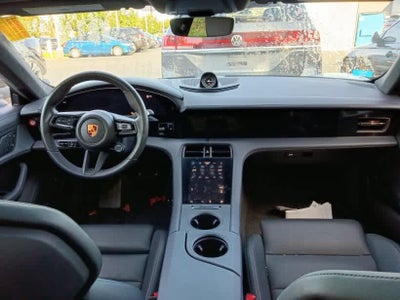 2022 Porsche Taycan GTS