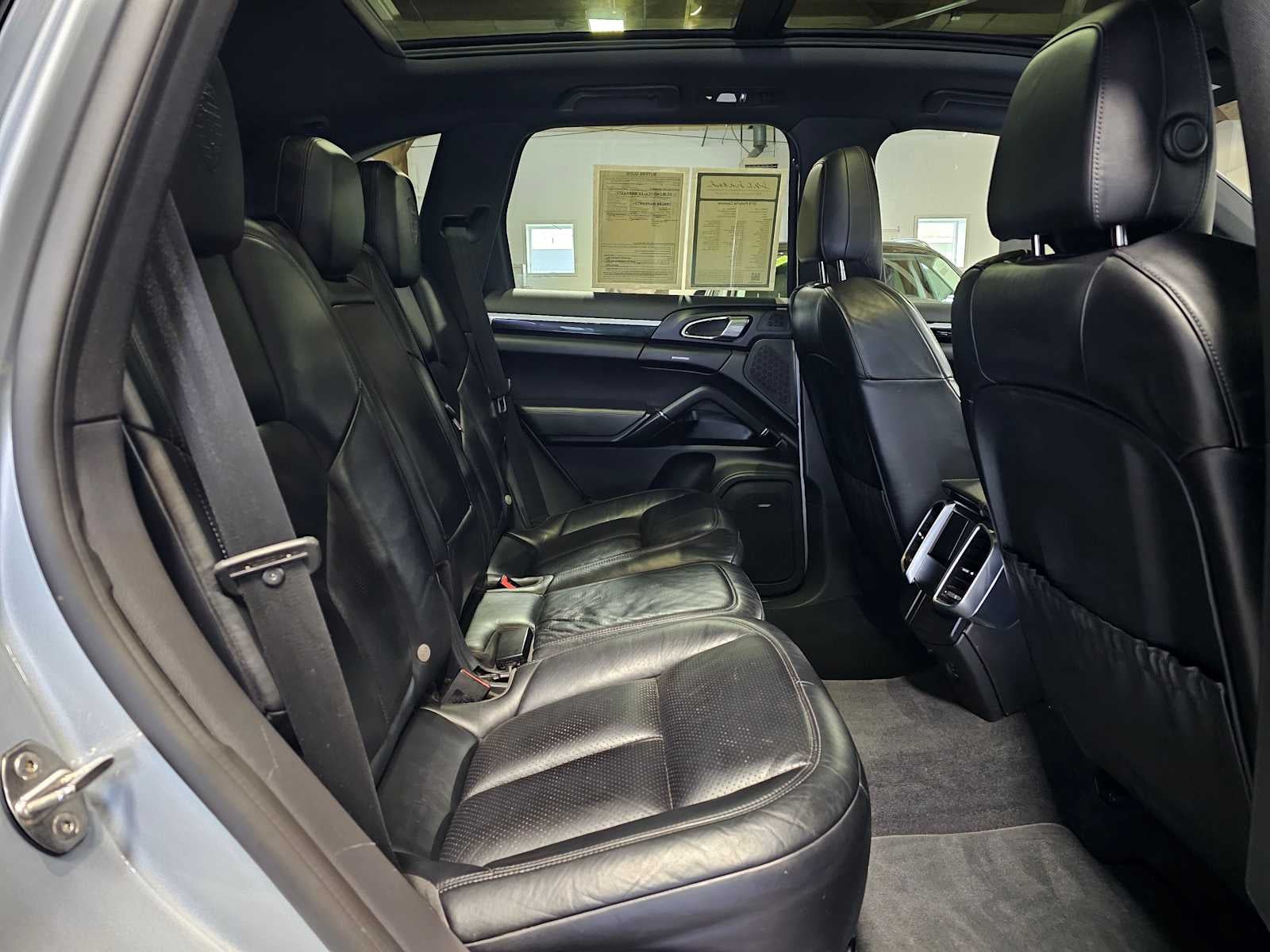 2018 Porsche Cayenne Platinum Edition AWD