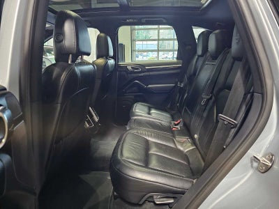 2018 Porsche Cayenne Platinum Edition AWD