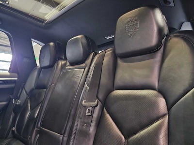 2018 Porsche Cayenne Platinum Edition AWD