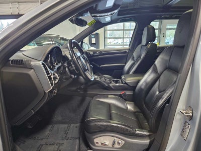 2018 Porsche Cayenne Platinum Edition AWD