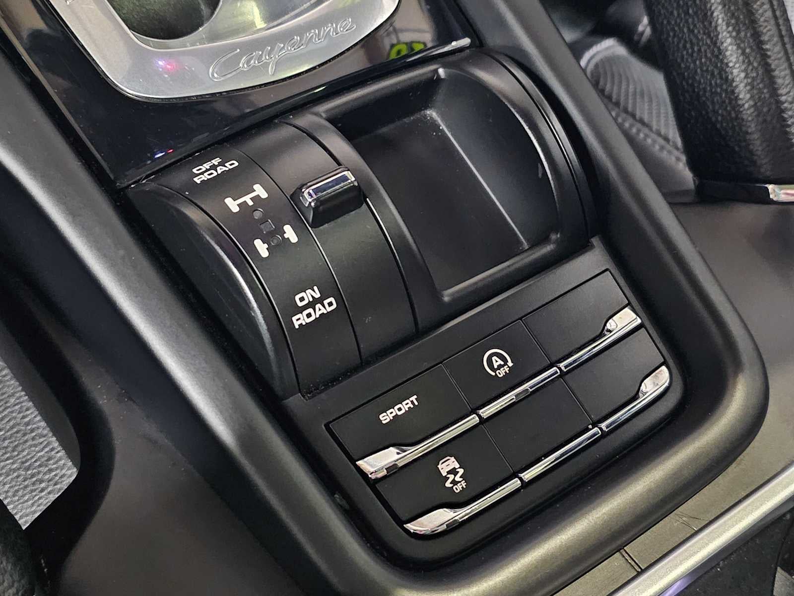 2018 Porsche Cayenne Platinum Edition AWD