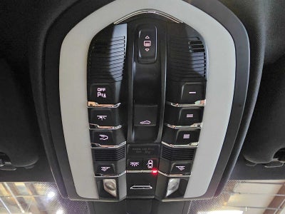 2018 Porsche Cayenne Platinum Edition AWD