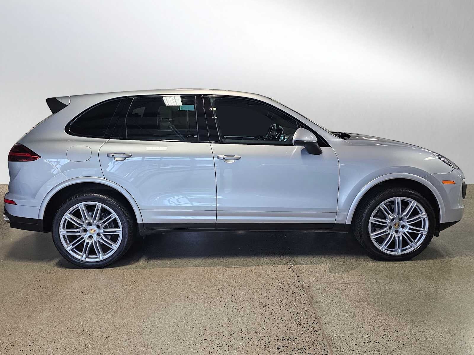 2018 Porsche Cayenne Platinum Edition AWD