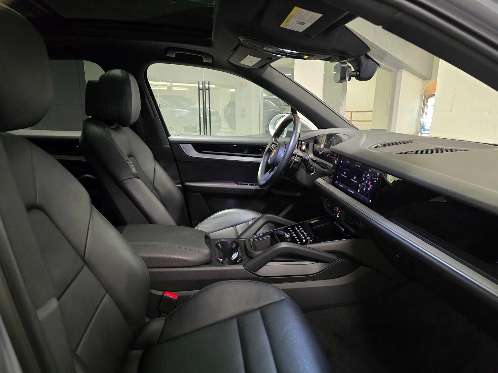 2024 Porsche Cayenne AWD