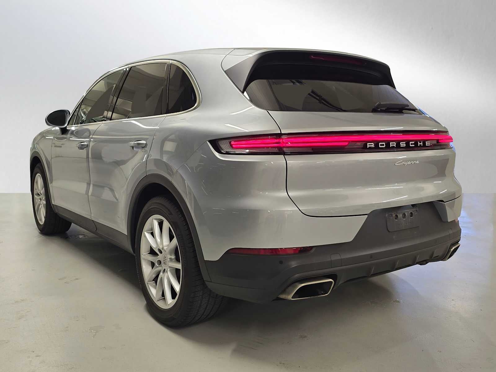 2024 Porsche Cayenne AWD