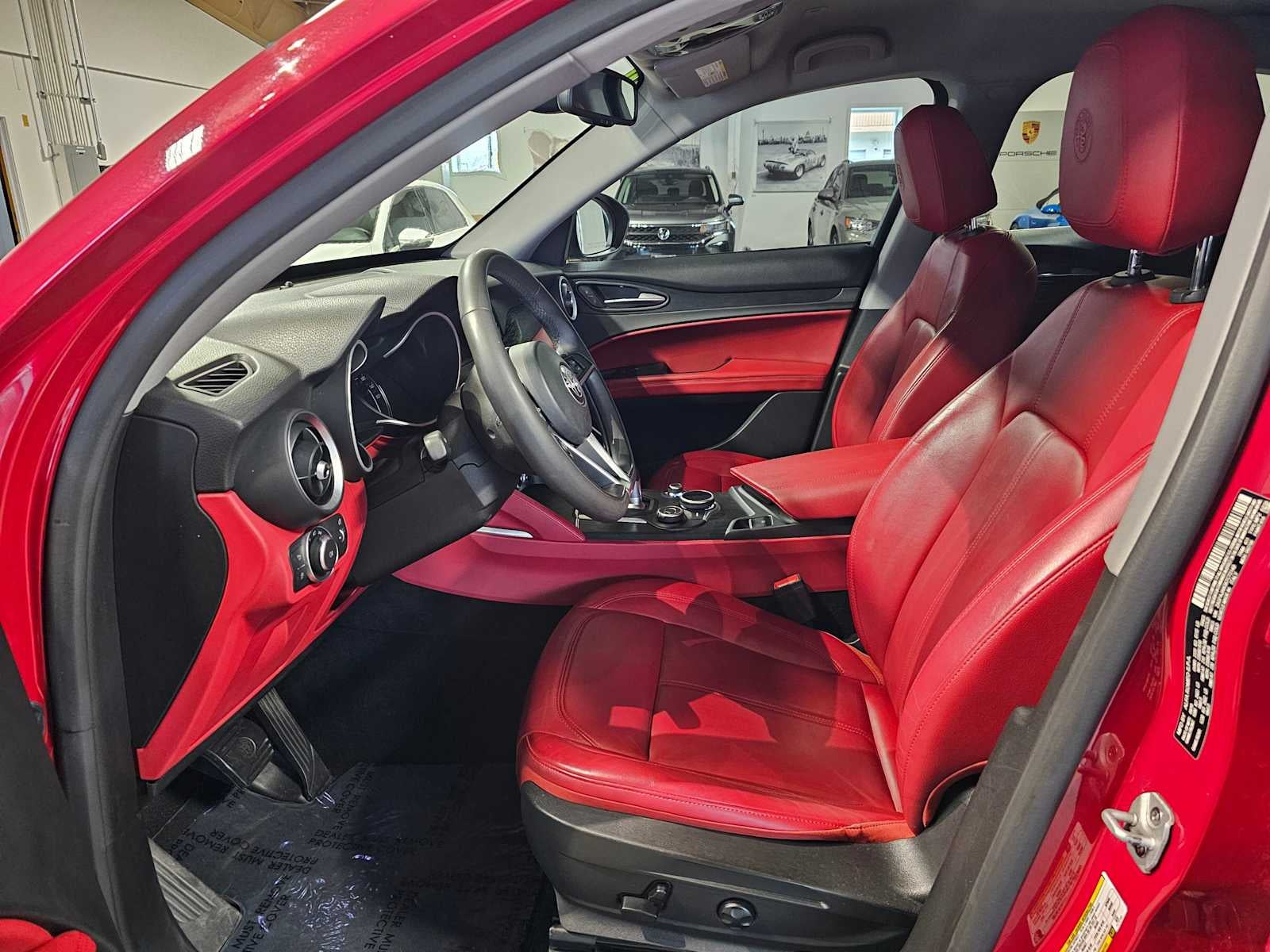 2019 Alfa Romeo Stelvio RWD