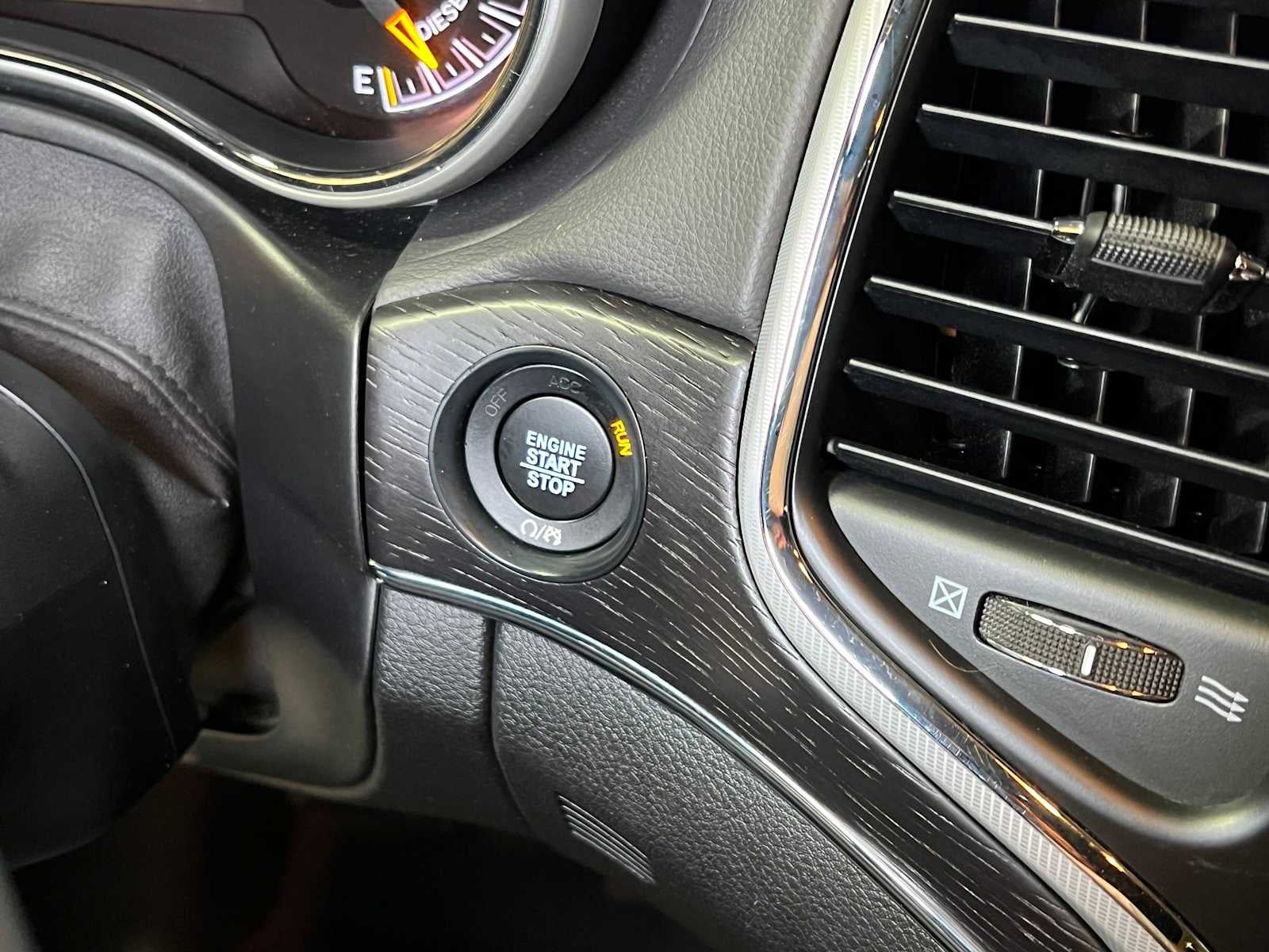 2018 Jeep Grand Cherokee Summit