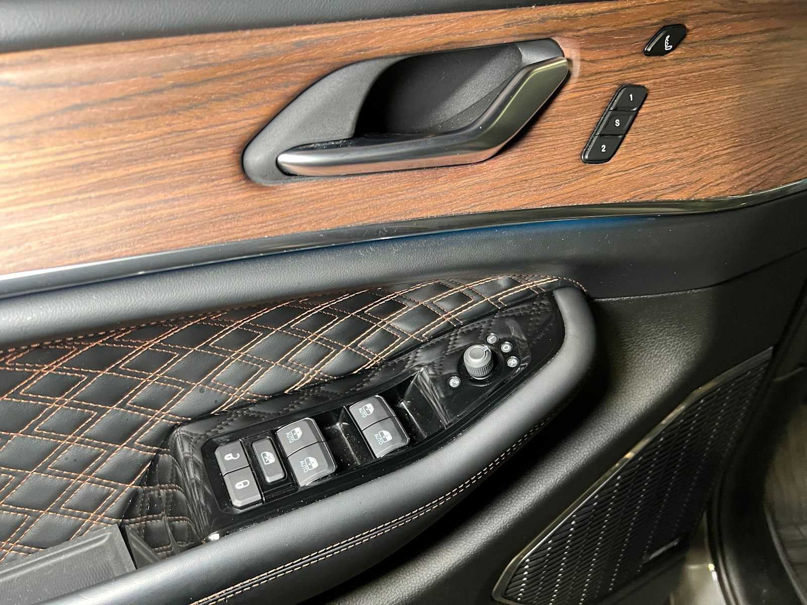 2022 Jeep Grand Cherokee L Summit