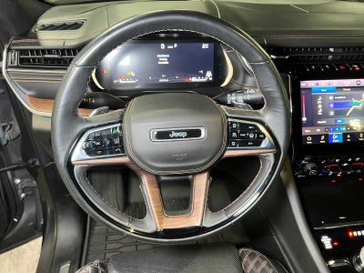 2022 Jeep Grand Cherokee L Summit