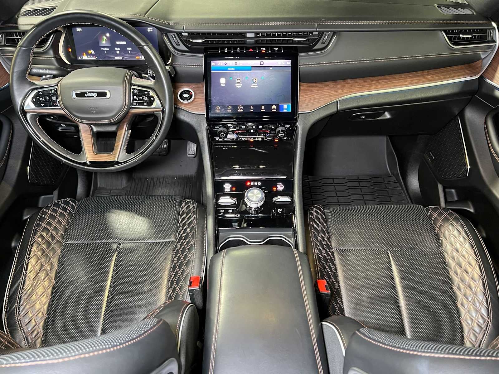 2022 Jeep Grand Cherokee L Summit