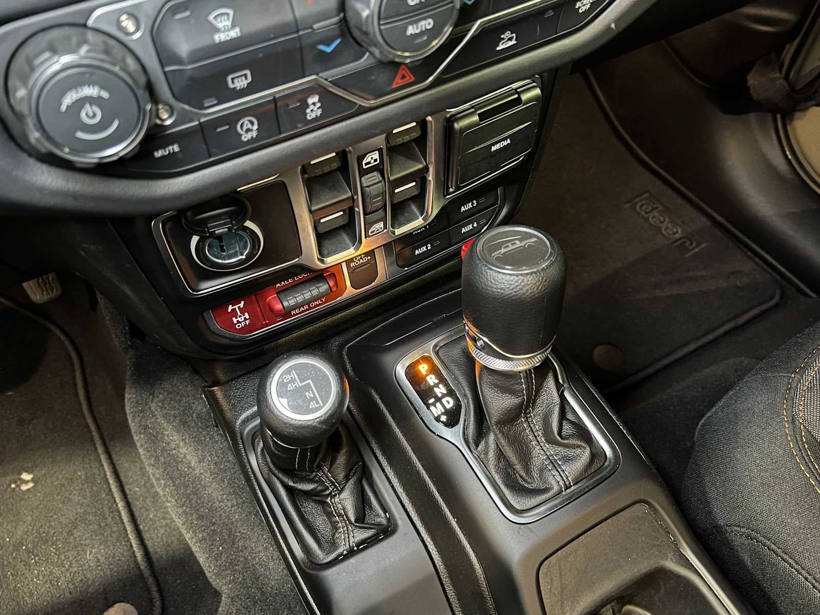 2026 Jeep Gladiator Mojave