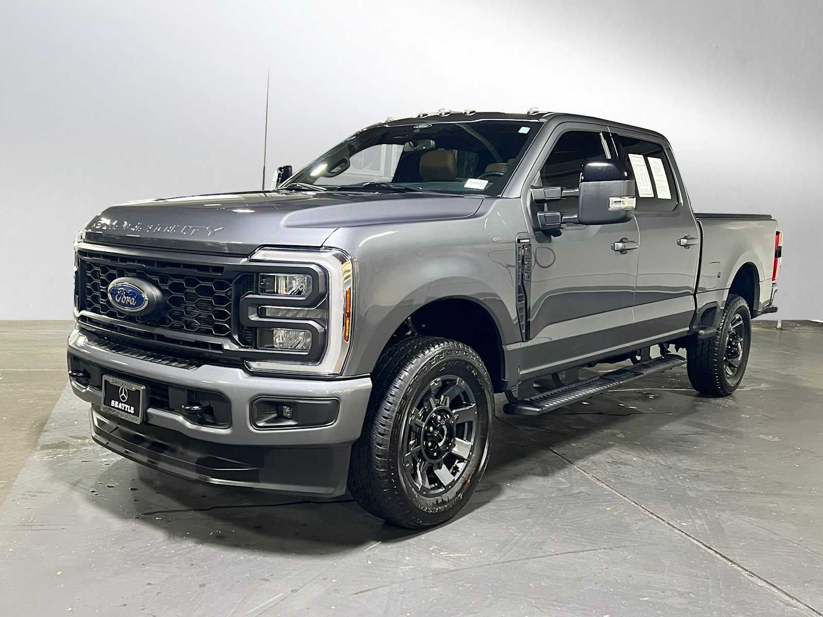 2024 Ford Super Duty F-350 SRW Pickup LARIAT