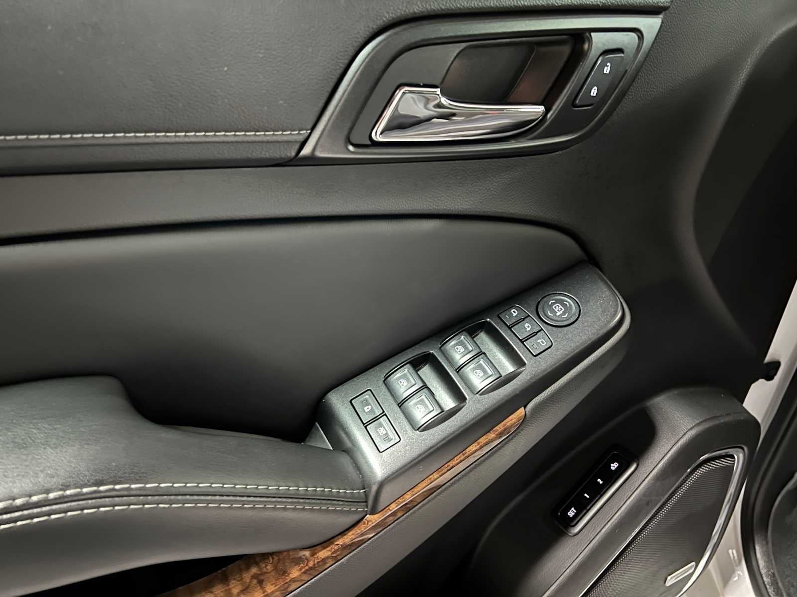 2016 Chevrolet Suburban LTZ