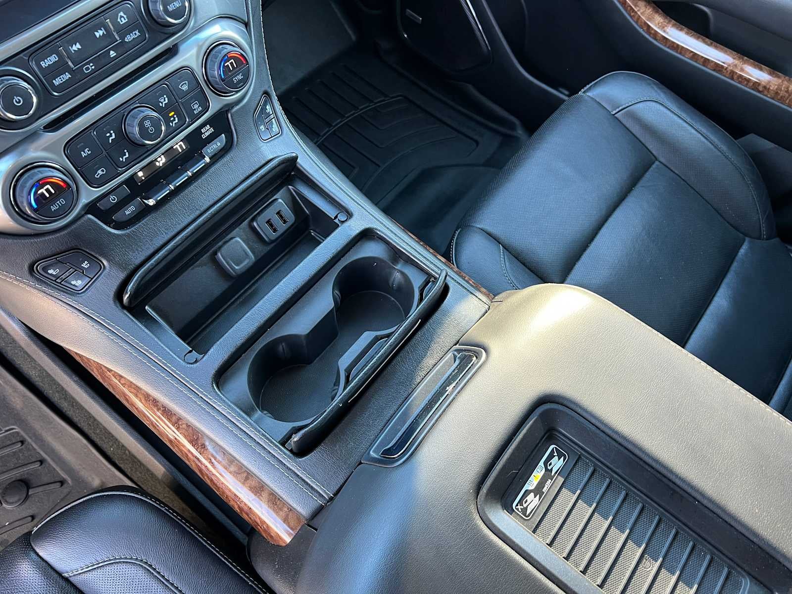 2016 Chevrolet Suburban LTZ