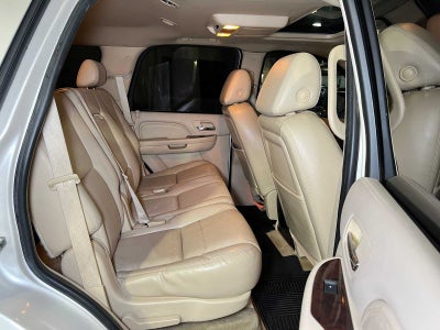2007 Cadillac Escalade AWD 4dr