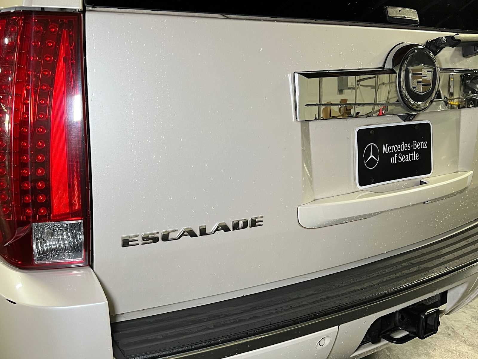2007 Cadillac Escalade AWD 4dr