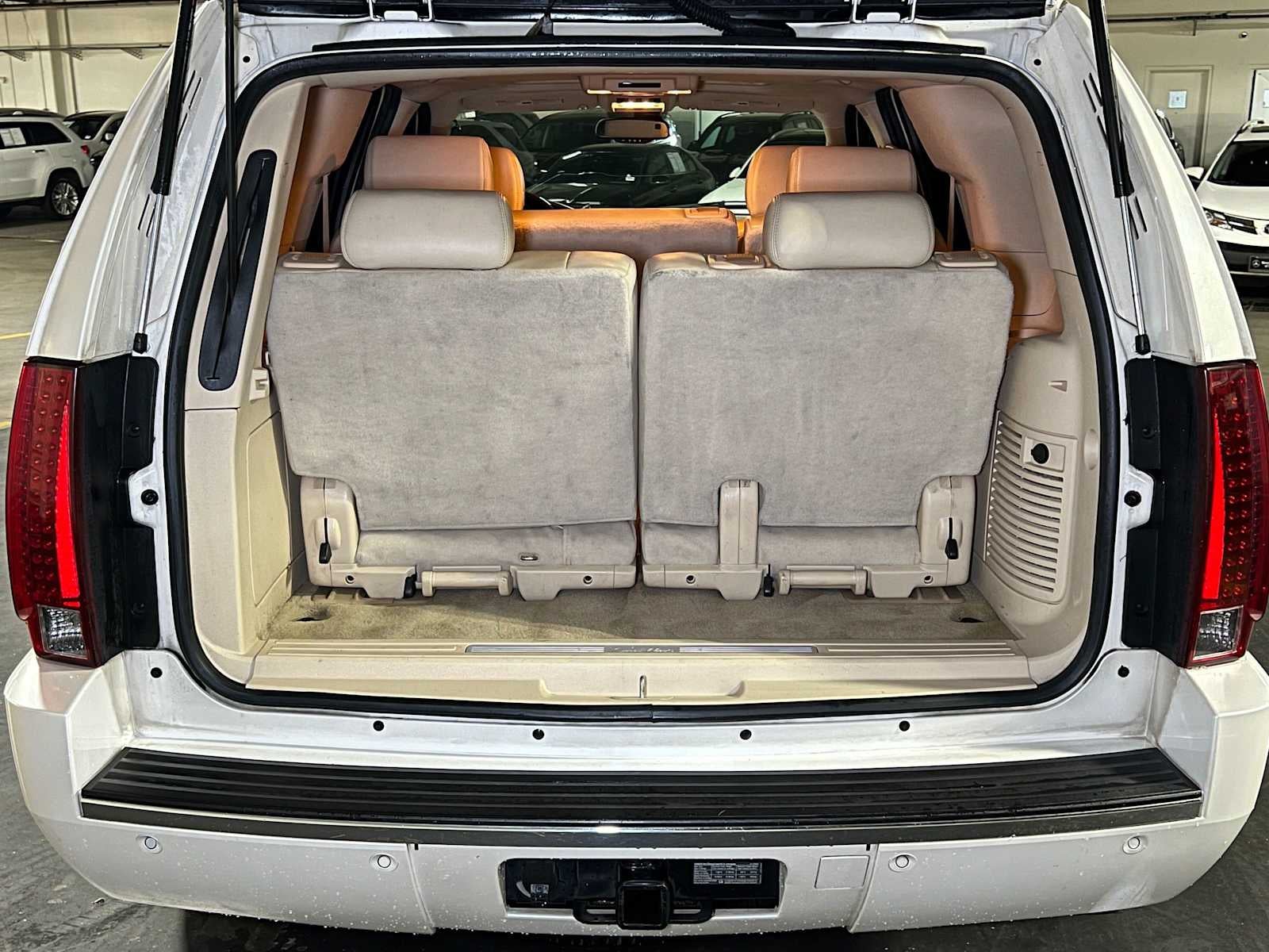 2007 Cadillac Escalade AWD 4dr