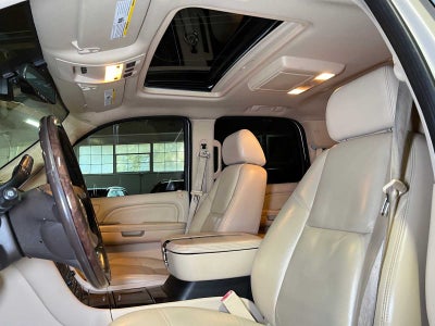 2007 Cadillac Escalade AWD 4dr