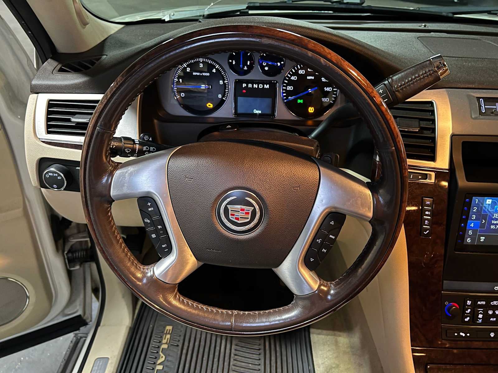 2007 Cadillac Escalade AWD 4dr