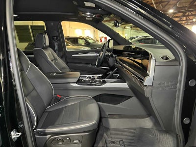 2025 Cadillac Escalade 4WD Sport