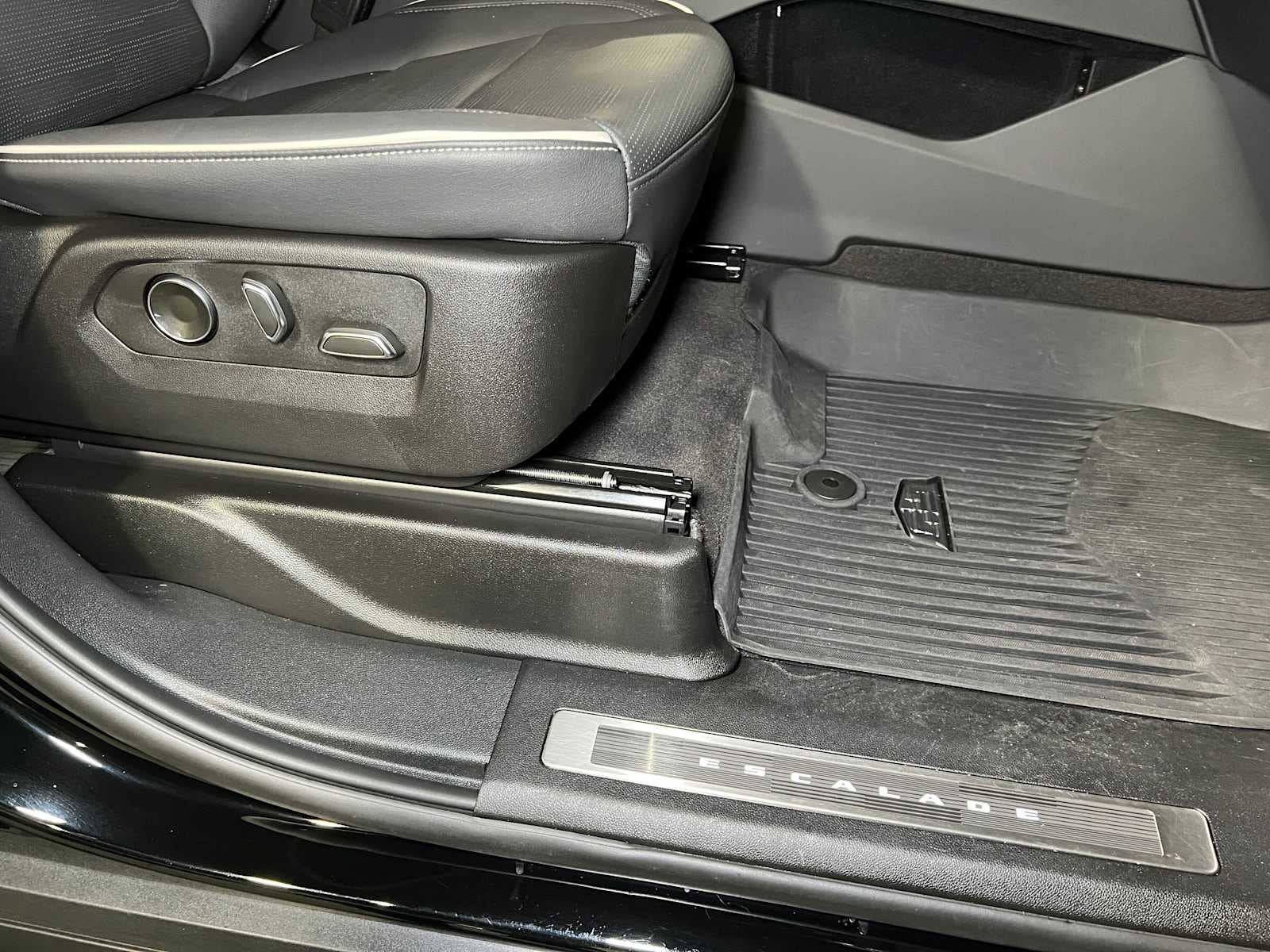 2025 Cadillac Escalade 4WD Sport