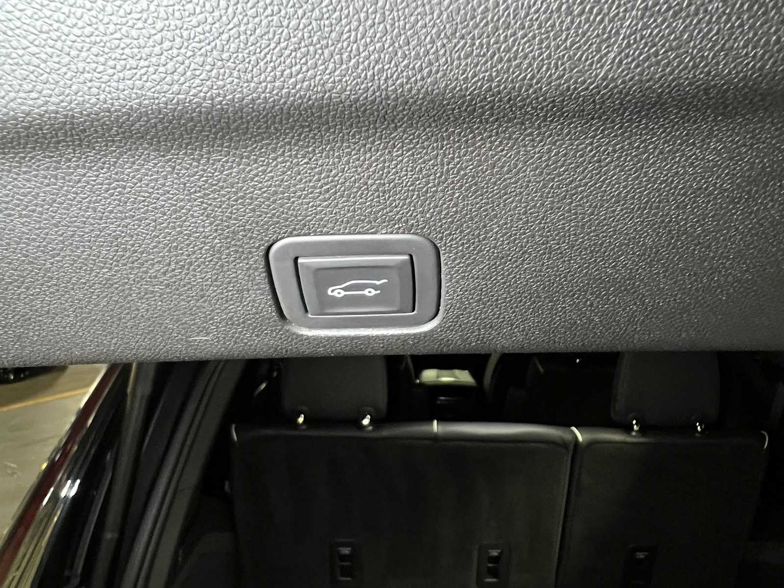 2025 Cadillac Escalade 4WD Sport