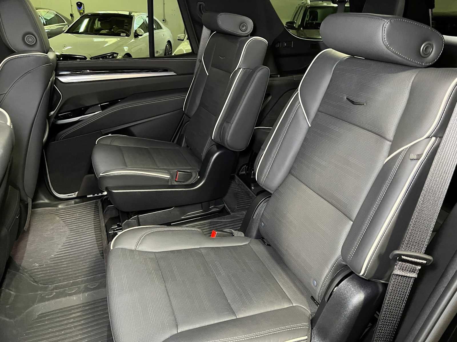 2025 Cadillac Escalade 4WD Sport