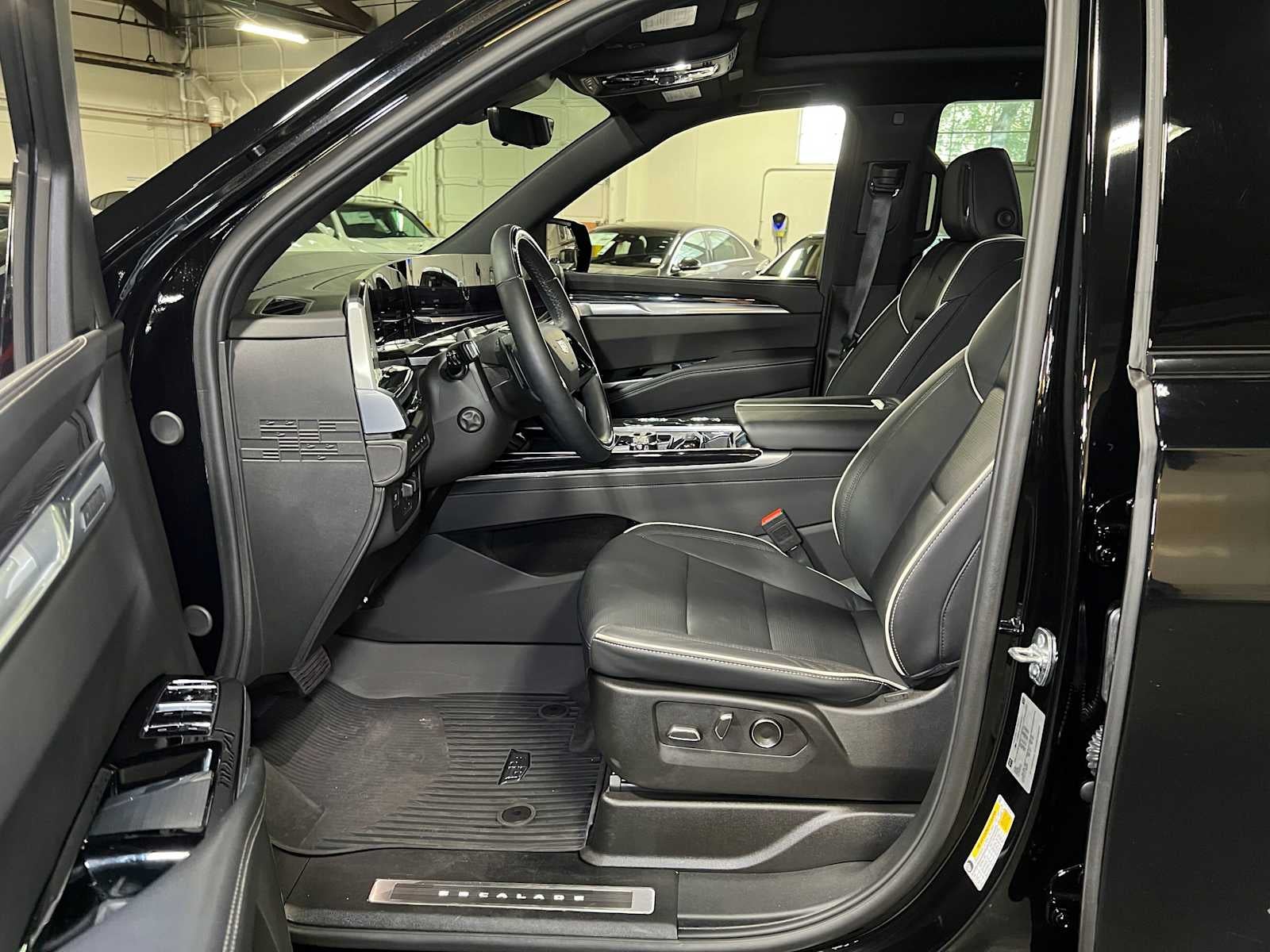 2025 Cadillac Escalade 4WD Sport