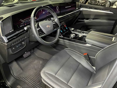2025 Cadillac Escalade 4WD Sport