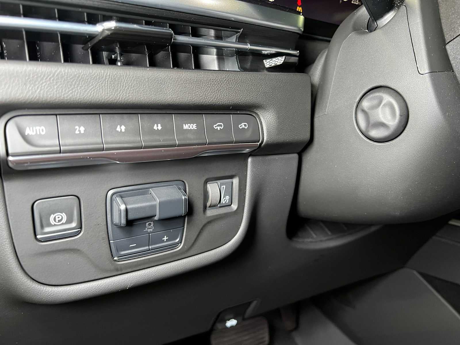 2025 Cadillac Escalade 4WD Sport