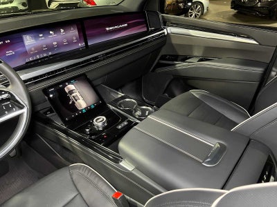2025 Cadillac Escalade 4WD Sport