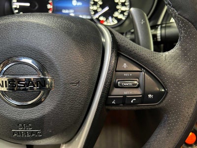 2017 Nissan Maxima SR