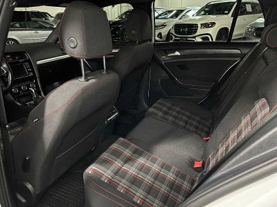 2019 Volkswagen Golf GTI S