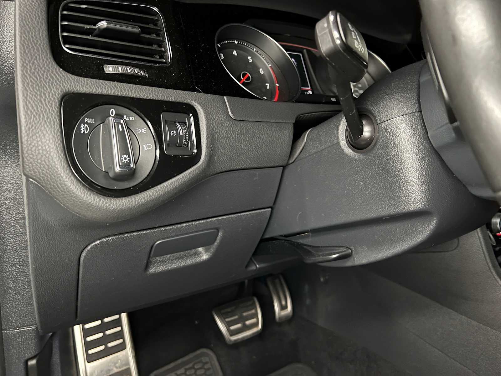 2019 Volkswagen Golf GTI S