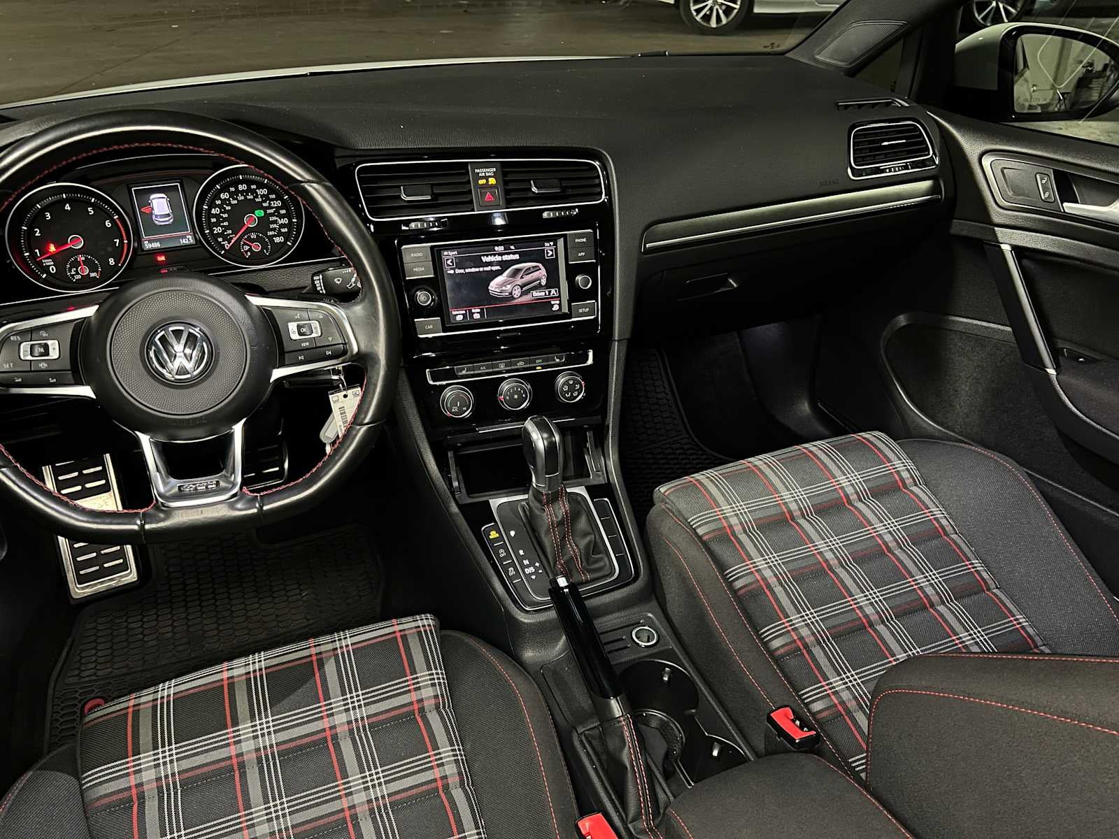 2019 Volkswagen Golf GTI S