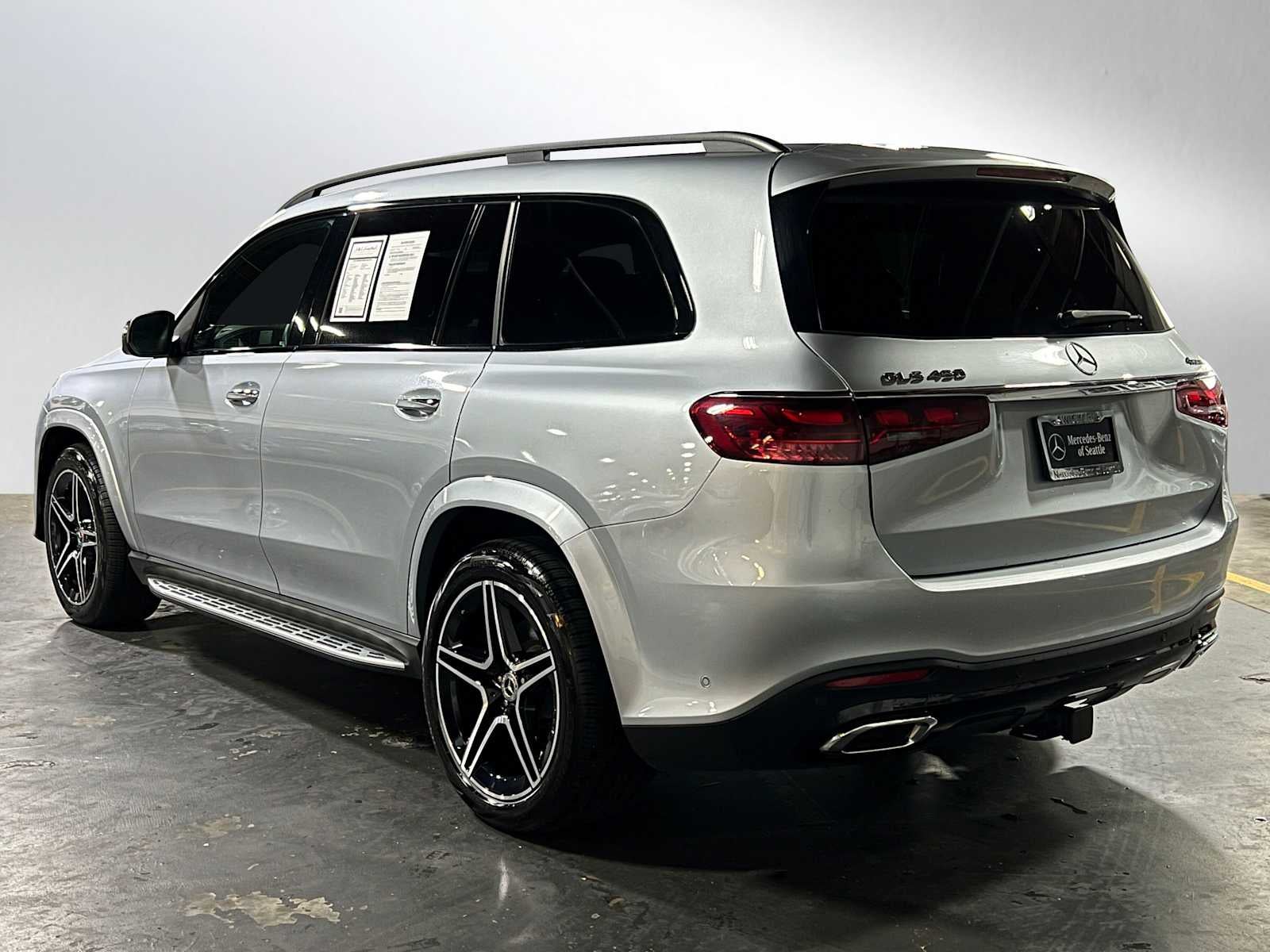 2025 Mercedes-Benz GLS 450 4MATIC® SUV