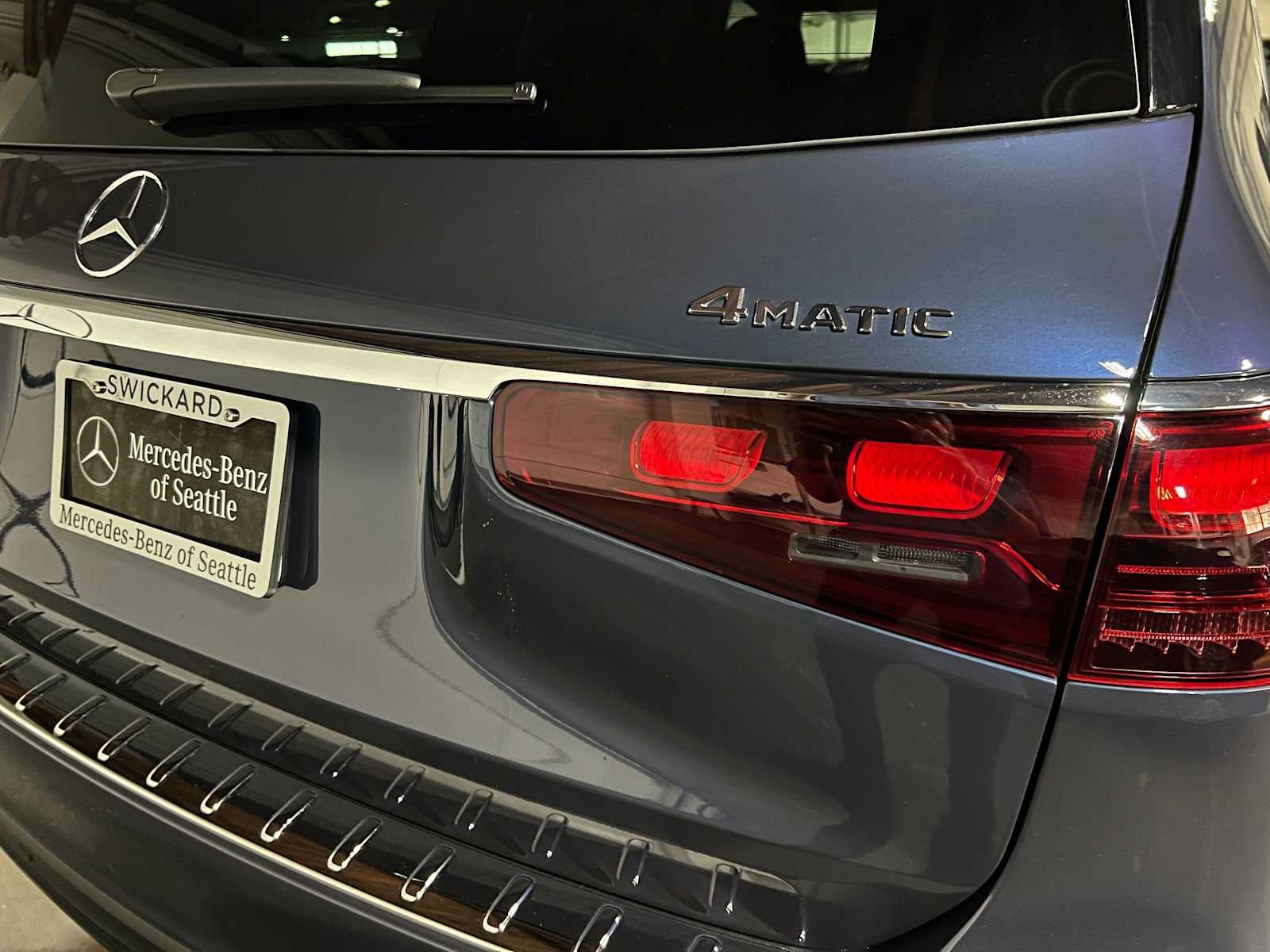 2025 Mercedes-Benz GLS 450 4MATIC® SUV