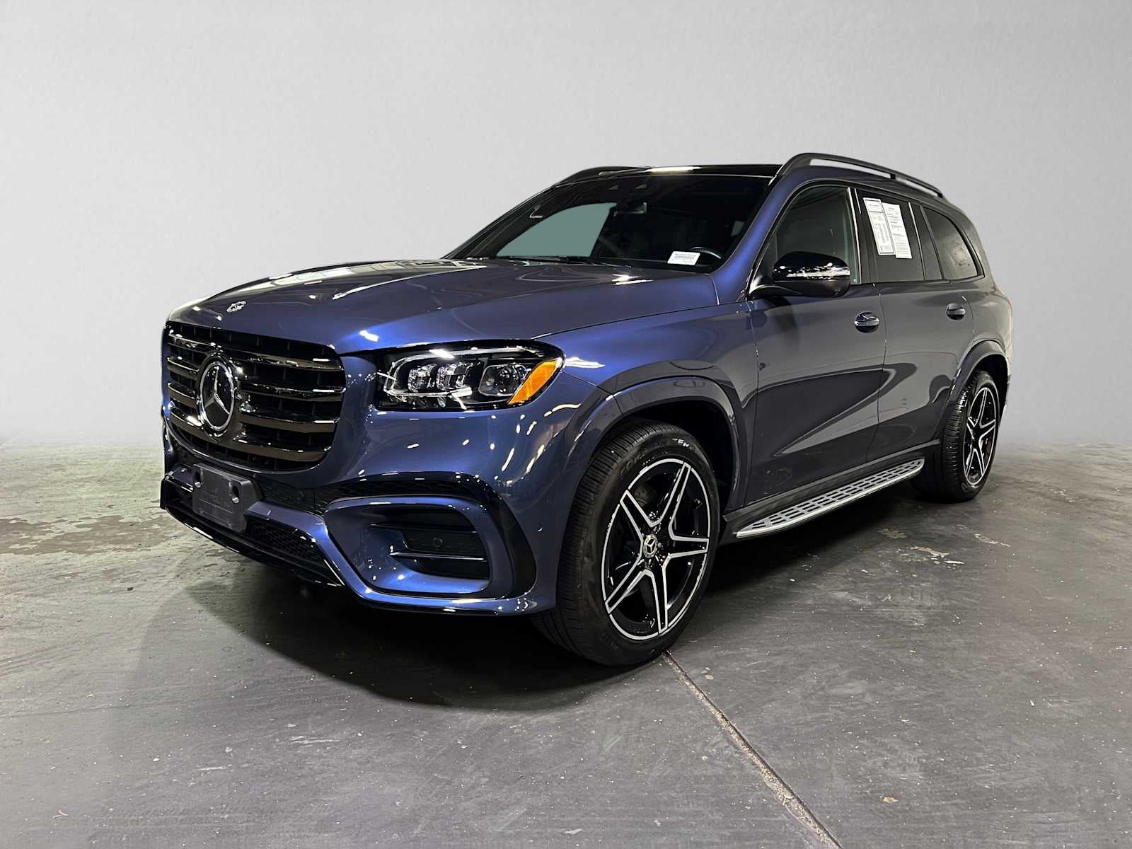 2025 Mercedes-Benz GLS 450 4MATIC® SUV