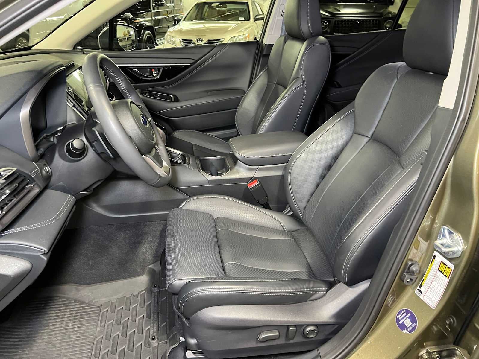 2025 Subaru Outback Touring XT