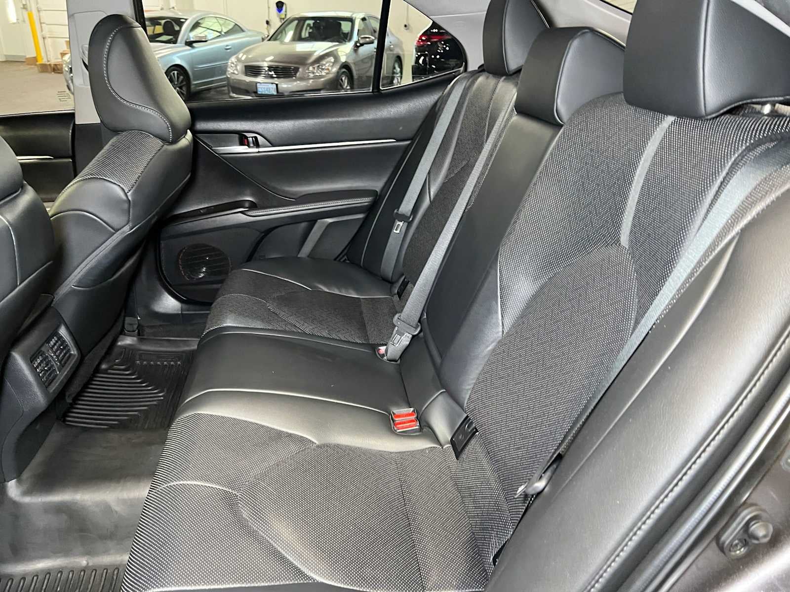 2023 Toyota Camry Hybrid XLE