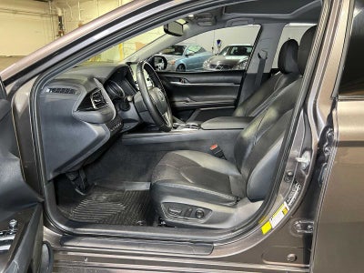 2023 Toyota Camry Hybrid XLE