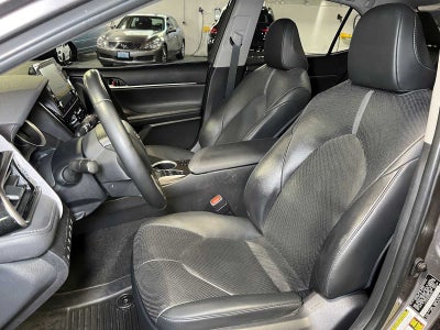 2023 Toyota Camry Hybrid XLE