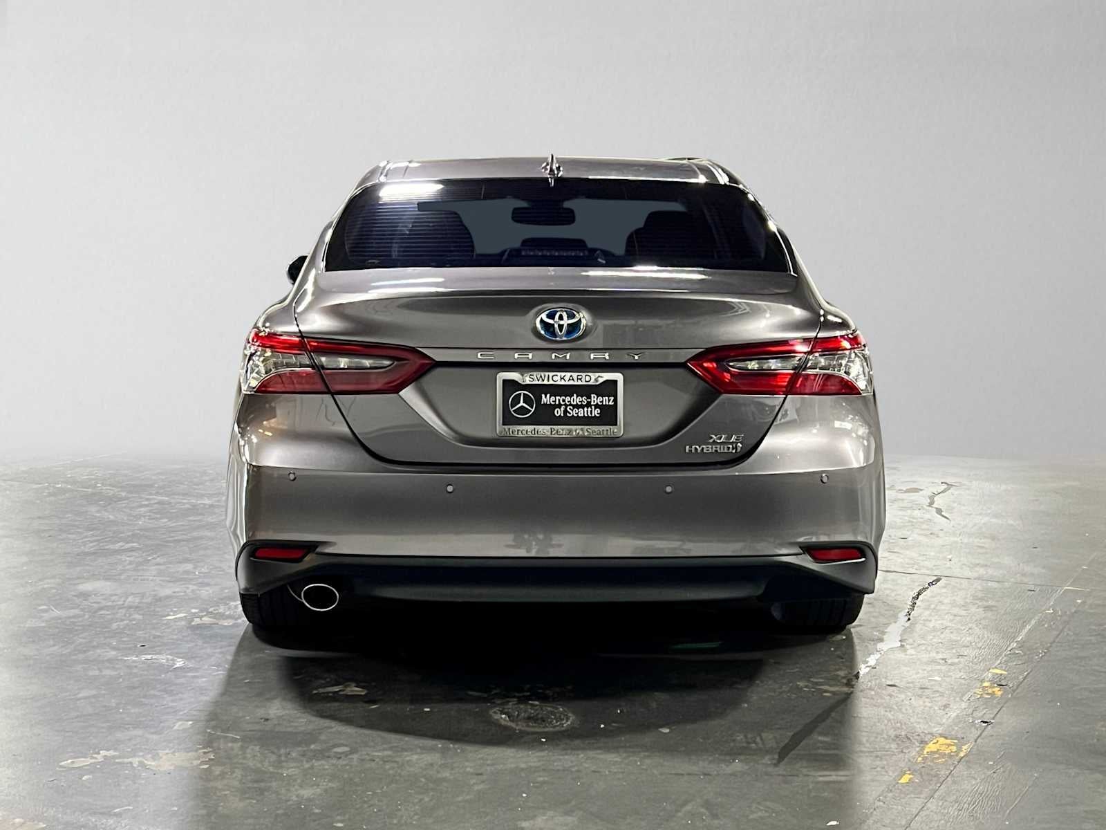 2023 Toyota Camry Hybrid XLE