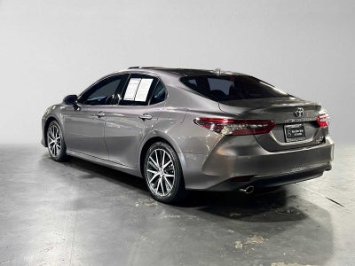 2023 Toyota Camry Hybrid XLE