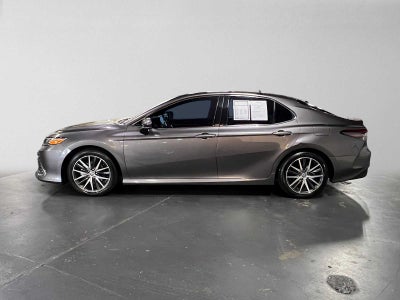 2023 Toyota Camry Hybrid XLE