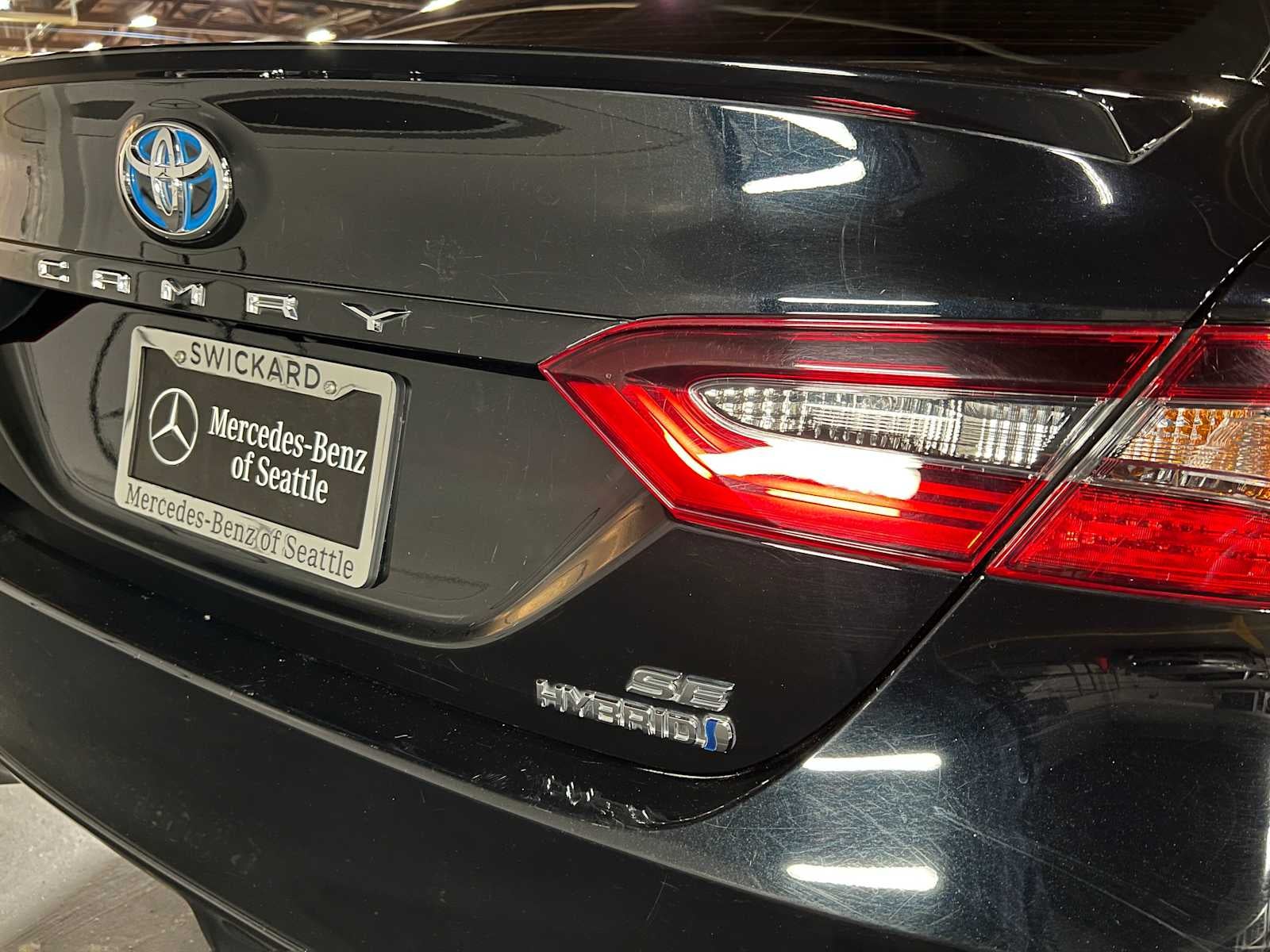 2024 Toyota Camry Hybrid SE