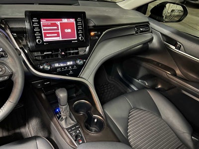 2024 Toyota Camry Hybrid SE
